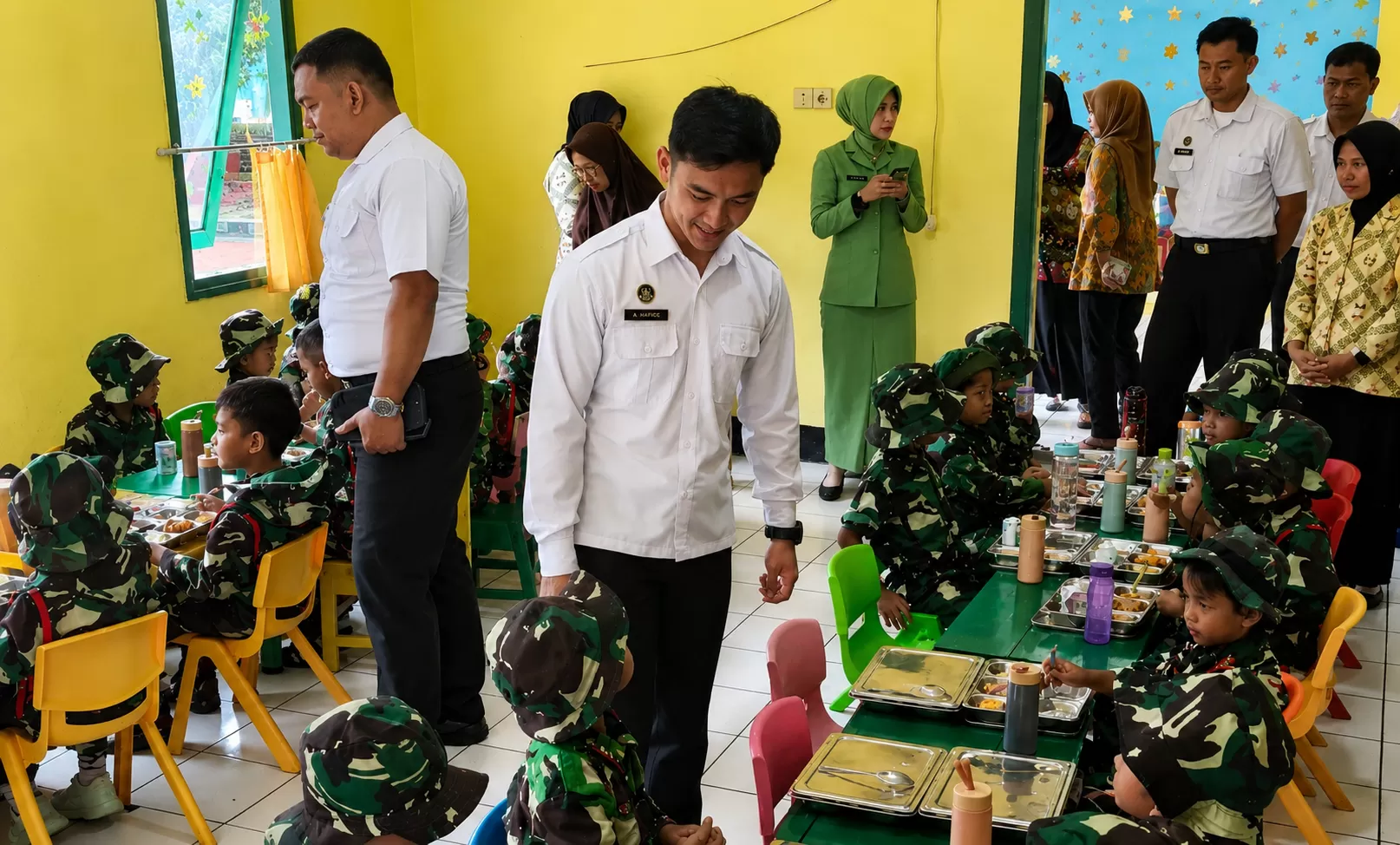 Korwil SPPG Kabupaten Sumedang, Mega Gipar Barani (tengah) (Foto : Istimewa) 