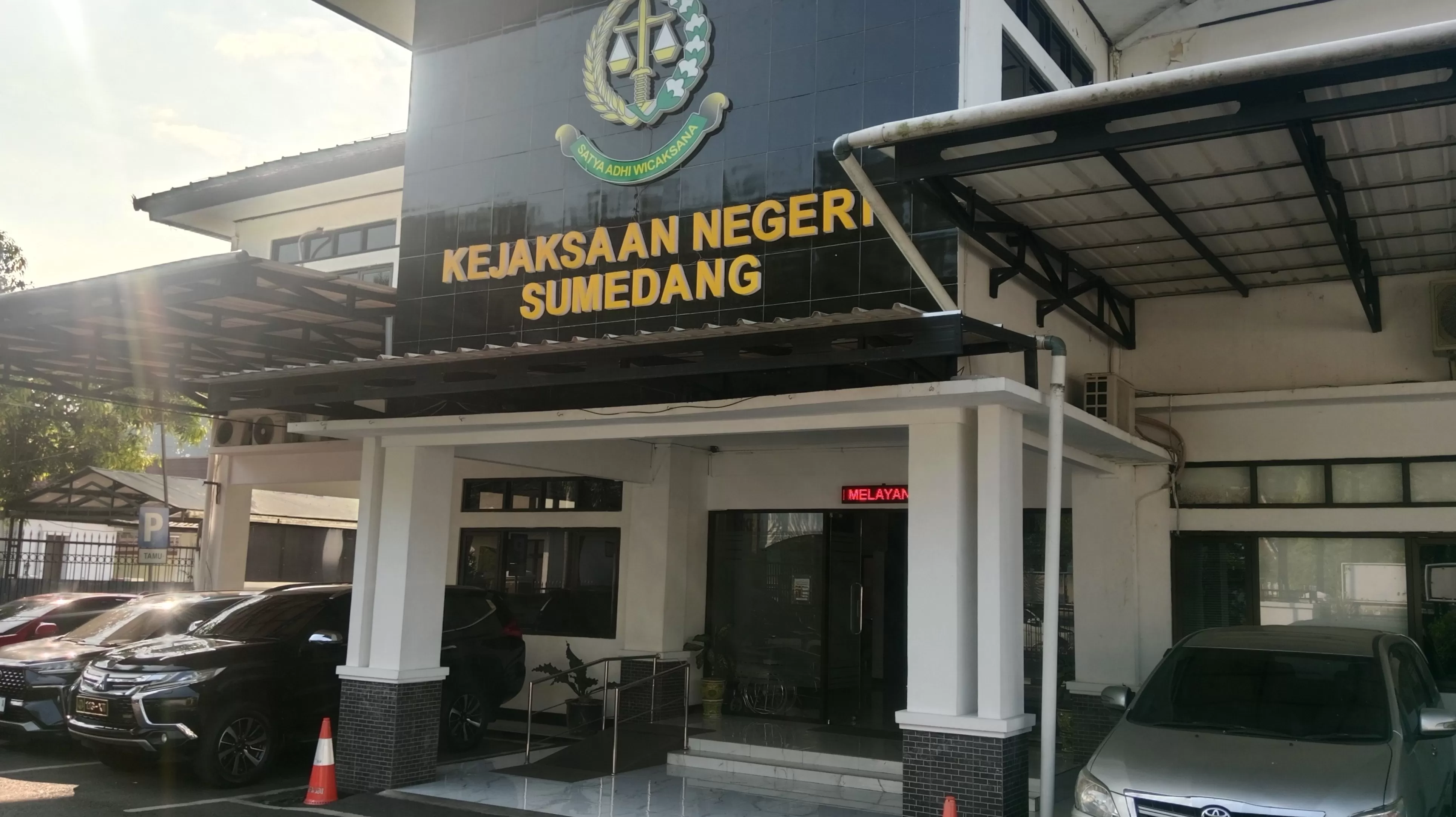 Tampak Depan Kantor Kejaksaan Negeri Sumedang, Kamis (2/7/2026) Pukul 15.27 WIB (Foto : Istimewa) 