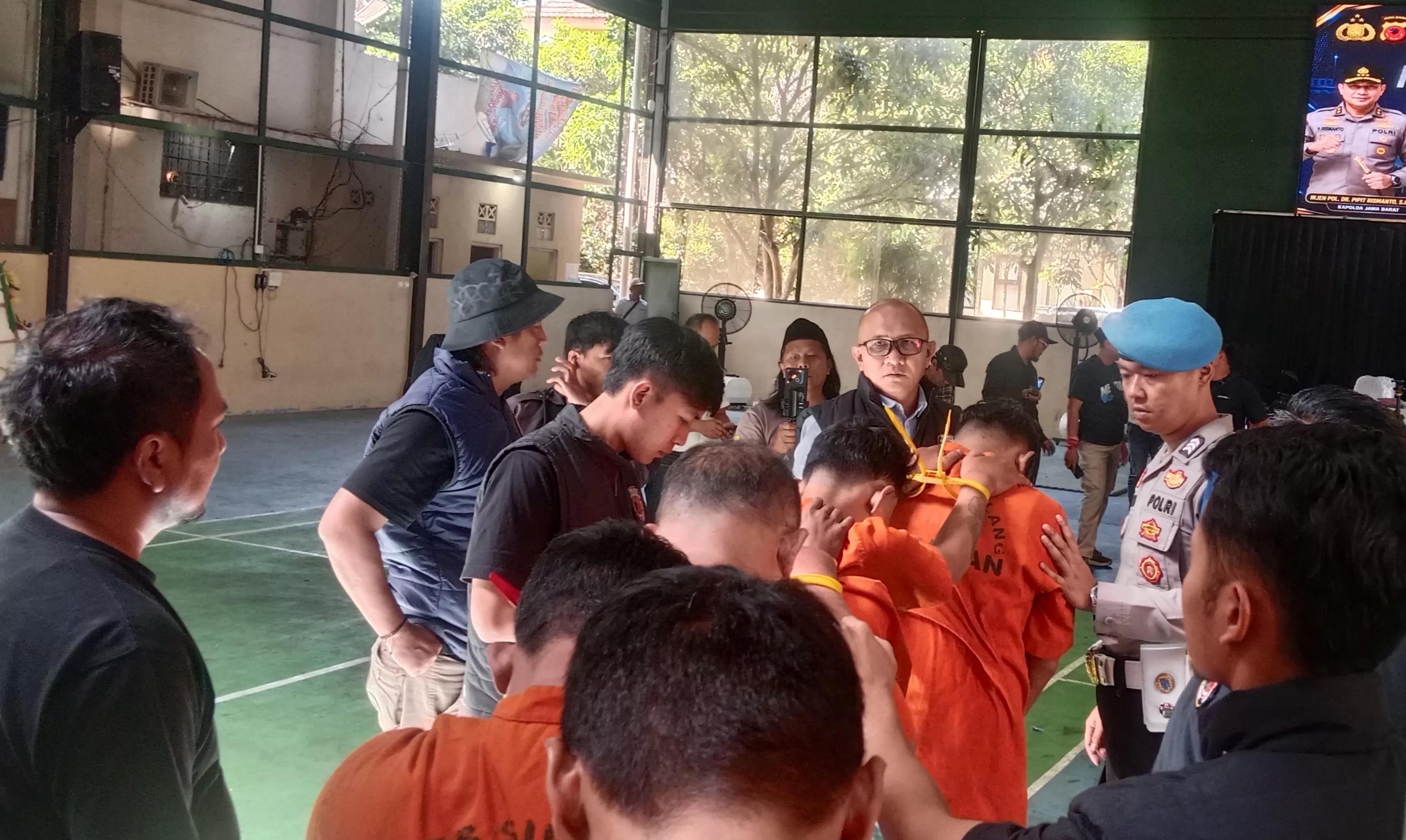 Para Komplotan Begal Spesialis Nasabah Bank di Sumedang saat Diamankan Satreskrim Polres Sumedang (Foto : Istimewa) 
