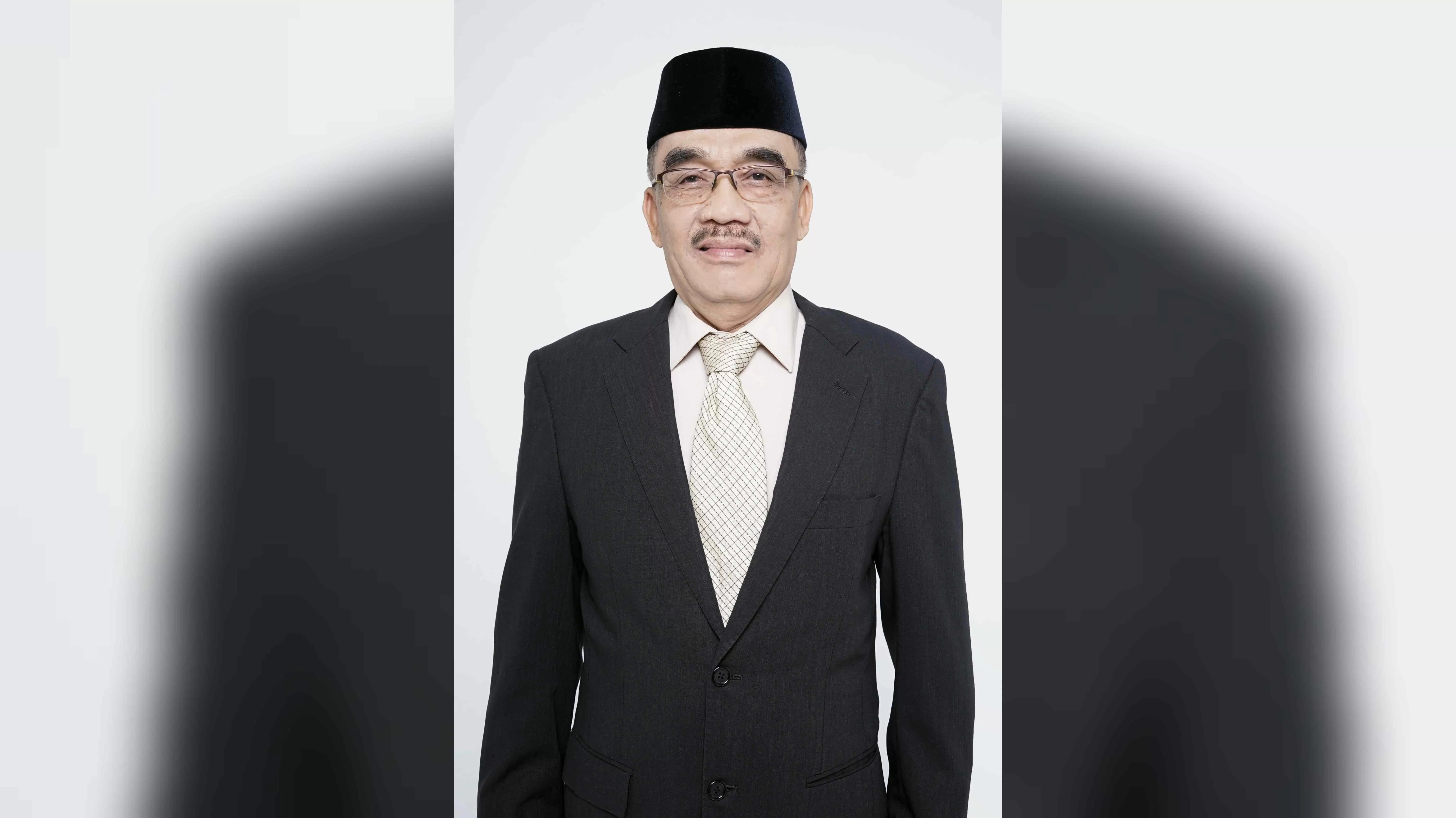 Calon Kepala Desa (Cakades) Sayang Nomor urut 1, Asep Hermawan S.H. (FOTO: Istimewa)