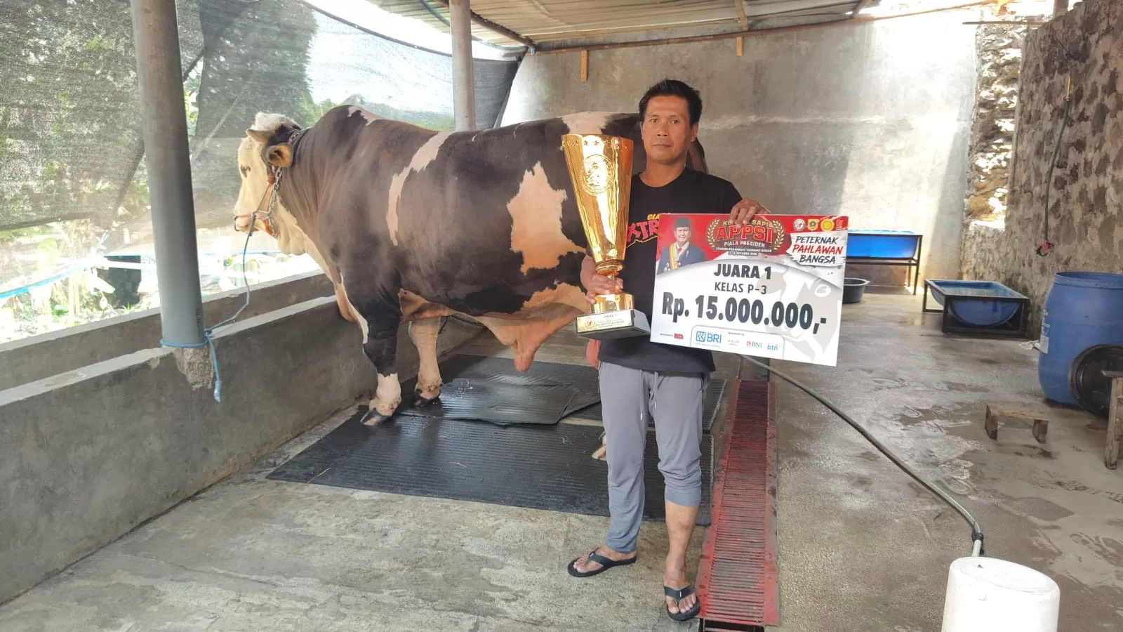 Ace Taryana, peternak asal Sumedang yang menjadi juara Nasional.
