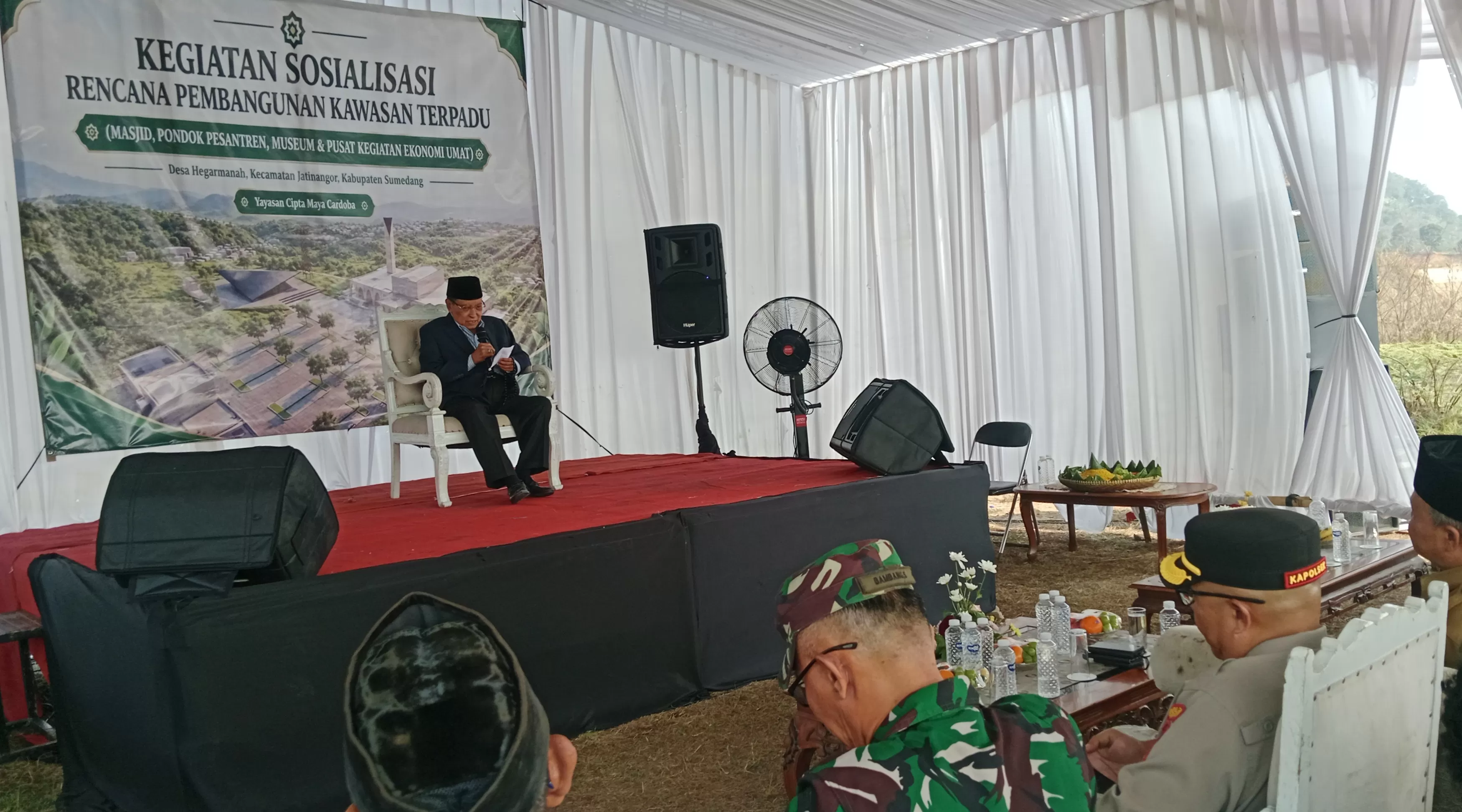 Prof. KH Said Aqil Siroj saat Memeberikan Wejangan Persiapan Pembanguna Kawasan Terpadu di Jatinangor (Foto : ridwanm)