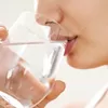 Cara Mudah Mengatasi Sakit Tenggorokan dengan Minum Air Hangat