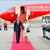 Dari Singapura, Presiden Jokowi dan Ibu Iriana Tiba di Malaysia