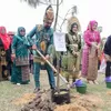 Hardikda nuansa berbeda, ada guru tanam 10.000 pohon pascabencana 