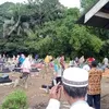 Tradisi Jelang Ramadan, Warga Desa Kedemangan Lakukan Ziarah ke Kuburan