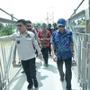 Didampingi Syarif Abdullah, Bupati Satono Resmikan Jembatan yang Sudah Lama Didamba Warga