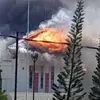Breaking News! Kantor Bupati dan DPRD Kabupaten Pohuwato Dibakar dalam Demonstrasi Massa