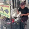Profesi Tukang Sol Sepatu Tak Lekang Oleh Zaman, Meski Terkadang Penghasilan Hanya Rp 30 Ribu Perhari 