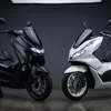 Komparasi Adu Irit Honda PCX 160 vs Yamaha Nmax