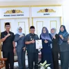 Bupati Blitar Apresiasi Guru Berprestasi, Dorong Literasi hingga Kiprah Internasional