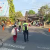 Cegah Kemacetan dan Kecelakaan, Polisi Kawal Arus Pagi di Sejumlah Titik Wlingi