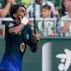 Hansi Flick Sebut Yamal Pemain Terbaik di Dunia Usai Barcelona Hajar Real Betis 2-5