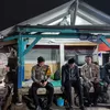 Jaga Lingkungan Tetap Kondusif, Personil Polsek Cikijing Sambangi Pos Satkamling Desa Sukamukti.