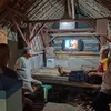 Jaga Kondusifitas Lingkungan Malam Hari, Bhabinkamtibmas Polsek Panyingkiran Sambangi Satkamling Desa Binaannya