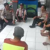Kapolsek Cikijing Ngobrol Masyarakat Tampung Aspirasi untuk Wujudkan Kamtibmas Yang Kondusif.
