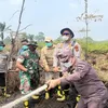 Polri dan TNI Kompak Bersama Stakeholder Gerak Cepat Tangani Karhutla di Sarolangun