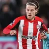 Mathias Jensen Mengendalikan Tempo Permainan Brentford