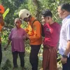 Tembus Medan Berat, PMI Jember Bersama Tim SAR Gabungan Berhasil Temukan Nenek yang Hilang di Kebun