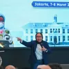 Momen Nanik S Deyang Ngacir Hindari Wartawan saat Ditanya soal Motor Listrik, Buru-buru Masuk Mobil