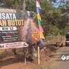 Tak Kunjung Diperbaiki, Warga Jelat Baregbeg Pasang Banner 'Selamat Datang di Wisata Jalan Butut'