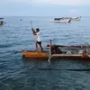 Perahu Penjaga Dapur di Laut Lebo