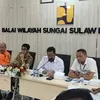 Bersama Atasi Darurat Banjir Parigi Moutong, BWS Sulawesi III Pasok Bronjong dan BPBD Kirim Ekskavator
