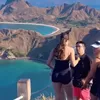 Turis Australia Marahi dan Siram Air ke Wisatawan China yang Buang Sampah Sembarangan di Pulau Padar Labuan Bajo