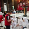 PDIP Surabaya Peringati Nuzulul Quran, Bagikan Ribuan Bingkisan untuk Duafa dan Anak Yatim