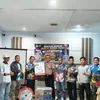 Dari Nobar ke Ketahanan Pangan, Polsek Tualang Serahkan Alat Pertanian Kepada Kelompok Tani*