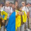 BEM UI Roasting Spanduk Polwan Ala Rollerblade di Tengah Panasnya Demonstrasi Bundaran HI