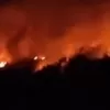 Gunung Geulis Dilanda Karhutla Hebat, Kobaran Api Mengancam Permukiman Warga Sukabumi