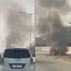 Viral Insiden Mobil Tabrak Truk Cargo di Tol Serpong-Cinere, 2 Korban Luka