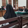 Goli Korlita Dituntut 3 Tahun, Kuasa Hukum Soroti Transfer Rp150 Juta dan Dana Tunjangan Guru