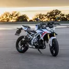 Gebrakan BMW F 450 R: Fitur Canggih Ini Bikin Moge Lain Waspada!