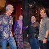 Momen Ganjar Pranowo Bertemu Anies Baswedan di Jogja: Makan Malam Warmah hingga Tawa Lepas