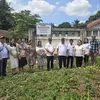SALUT! BUPATI NIAS SELATAN BERSAMA KADIS PENDIDIKAN TURUN GUNUNG TINJAU SDN 078460 SINAR MARA DI PELOSOK SOMAMBAWA
