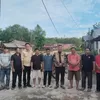 SEJARAH BARU DI DESA HILISALOO! BUPATI SOKHIATULO LAIA KUNJUNGI SEKOLAH PELOSOK DI TENGAH SURVEI JALAN