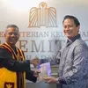 Menkeu Suahasil Nazara Resmikan Perpustakaan Soemitro Djojohadikusumo di Gedung A.A. Maramis