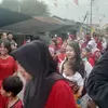 Babinsa Joyotakan Amankan Jalan Sehat Warga yang Dihadiri Wali Kota Surakarta