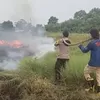 Hadapi Karhutla Lahan Semi Gambut, Polres Ogan Ilir Bersinergi dengan BPBD, TNI dan Manggala Agni