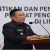 SF Hariyanto Tegur Keras Praktik Komersialisasi Seragam Sekolah di Riau!