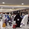 Awas Dibongkar, Jemaah Haji Riau Dilarang Selundupkan Air Zamzam di Koper