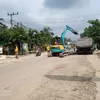 Jalan Sungai Duo Dharmasraya Mulai Diperbaiki, Warga Apresiasi Namun Harapkan Peningkatan Permanen