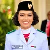 Orang Tua Neeltje Terharu, Putrinya Bawa Baki Merah Putih di Istana