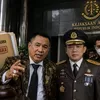 Hotman Paris Dampingi Febrie Adriansyah Jalani Pemeriksaan Sebagai Tersangka
