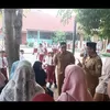 Wakili Bupati, Kasatpol PP Aceh Besar Blusukan ke SDN Leupung 26, Ini Pesannya