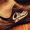 Mengapa Clint Meninggalkan Antitesis Sepatu Sepak Bola Modern