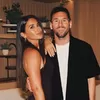 Istri Lionel Messi, Antonela Roccuzzo Tampil Berani dalam Balutan Bikini Mungil