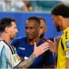 Messi Tertawa ketika Pemain Tanjung Verde Berbaris Minta Foto Bareng
